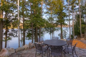 buying luxury lake muskoka real estate